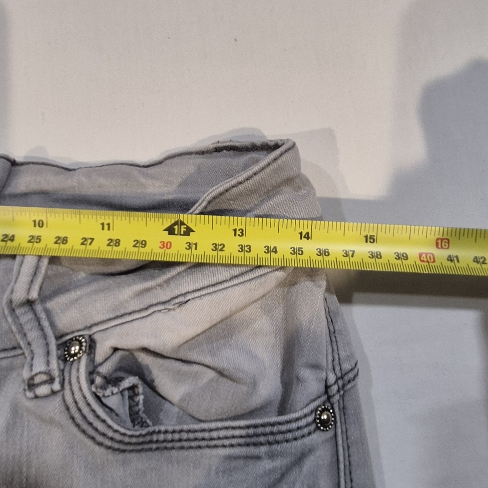 Jeans - Picture 7 of 7